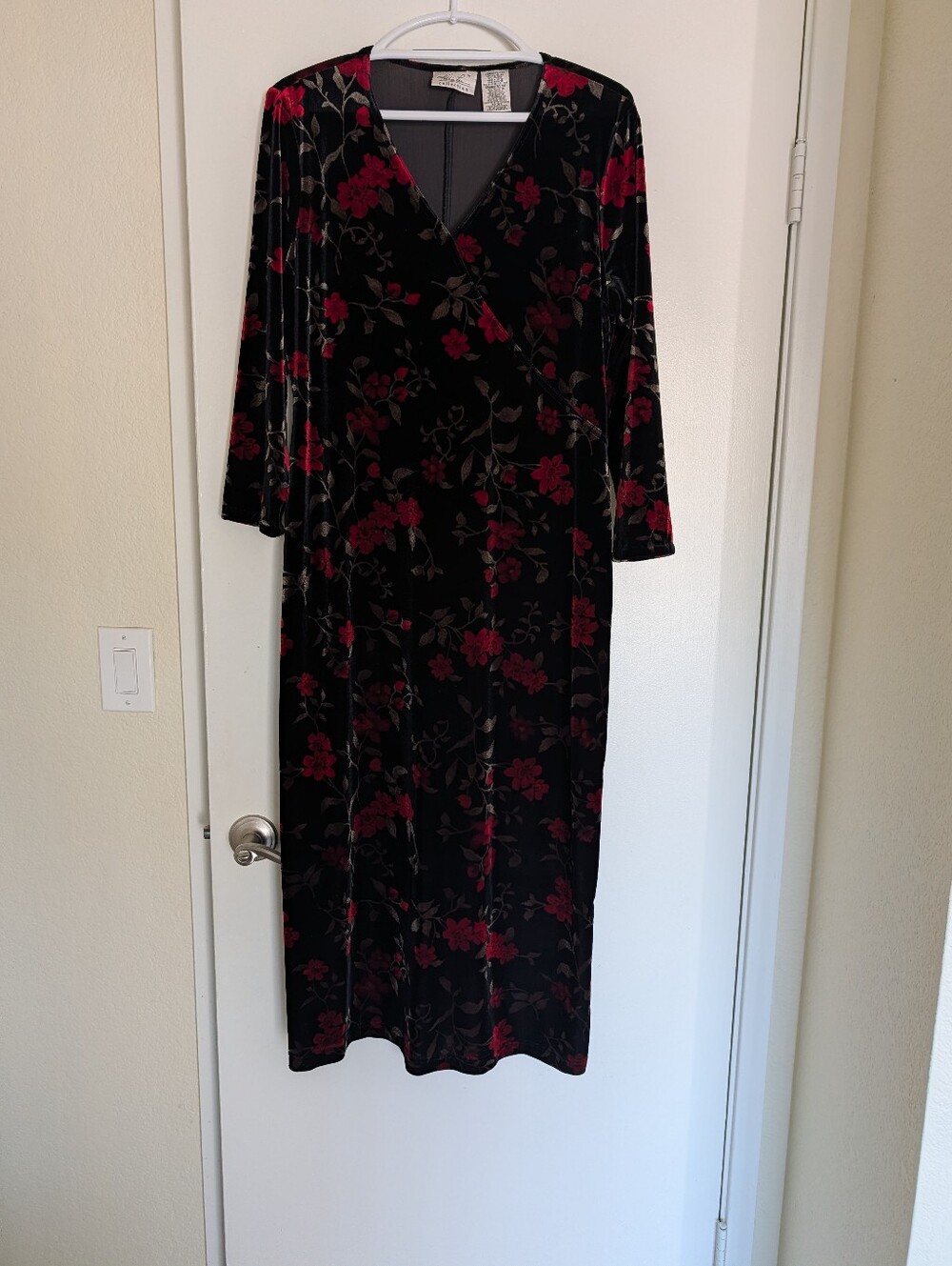 VTG Kathie Lee Velvet Dress L Black Red Maxi Holiday 90's